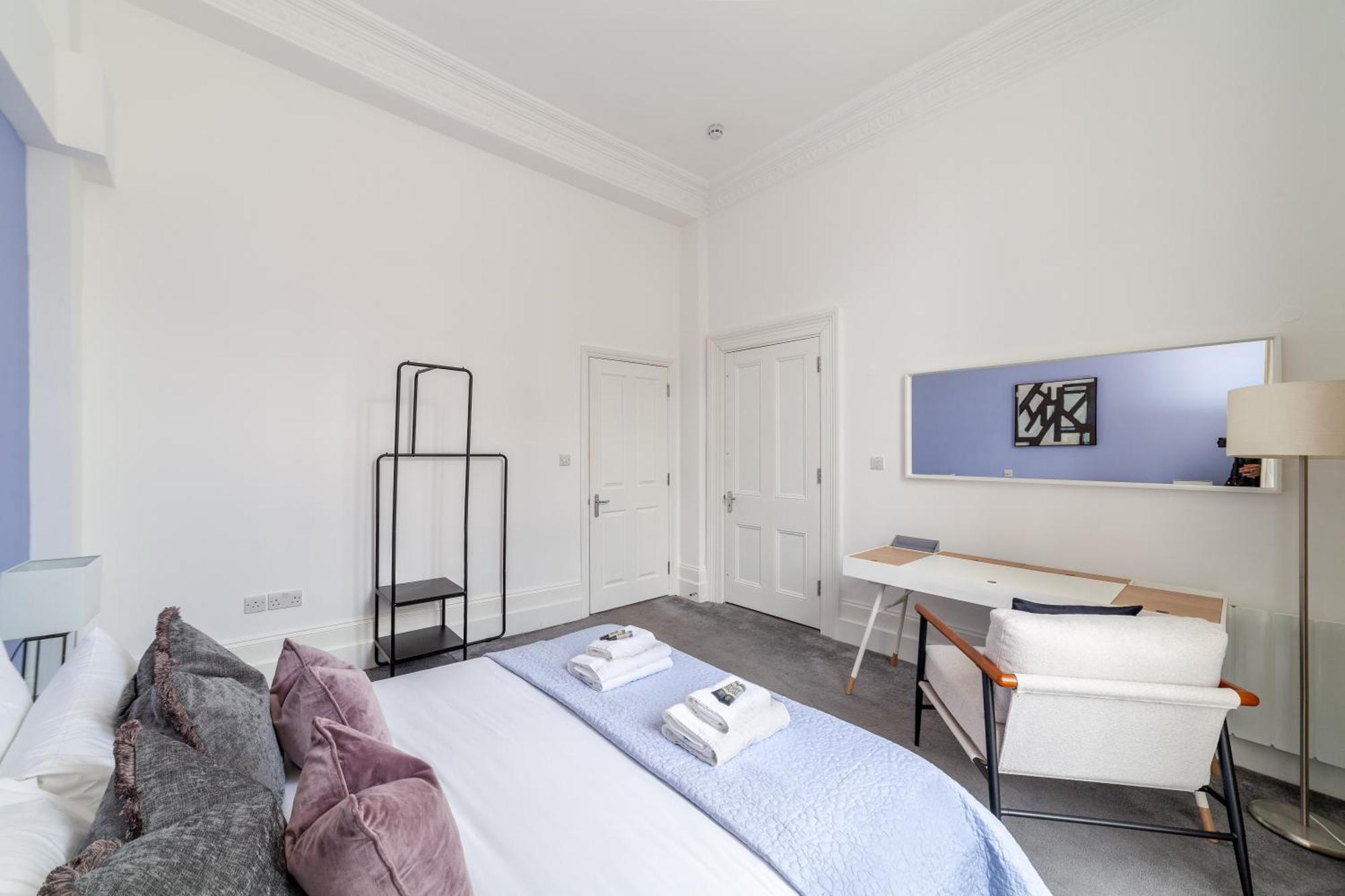 Fascinating 1 Bdr W Terrace, Paddington Apartment *