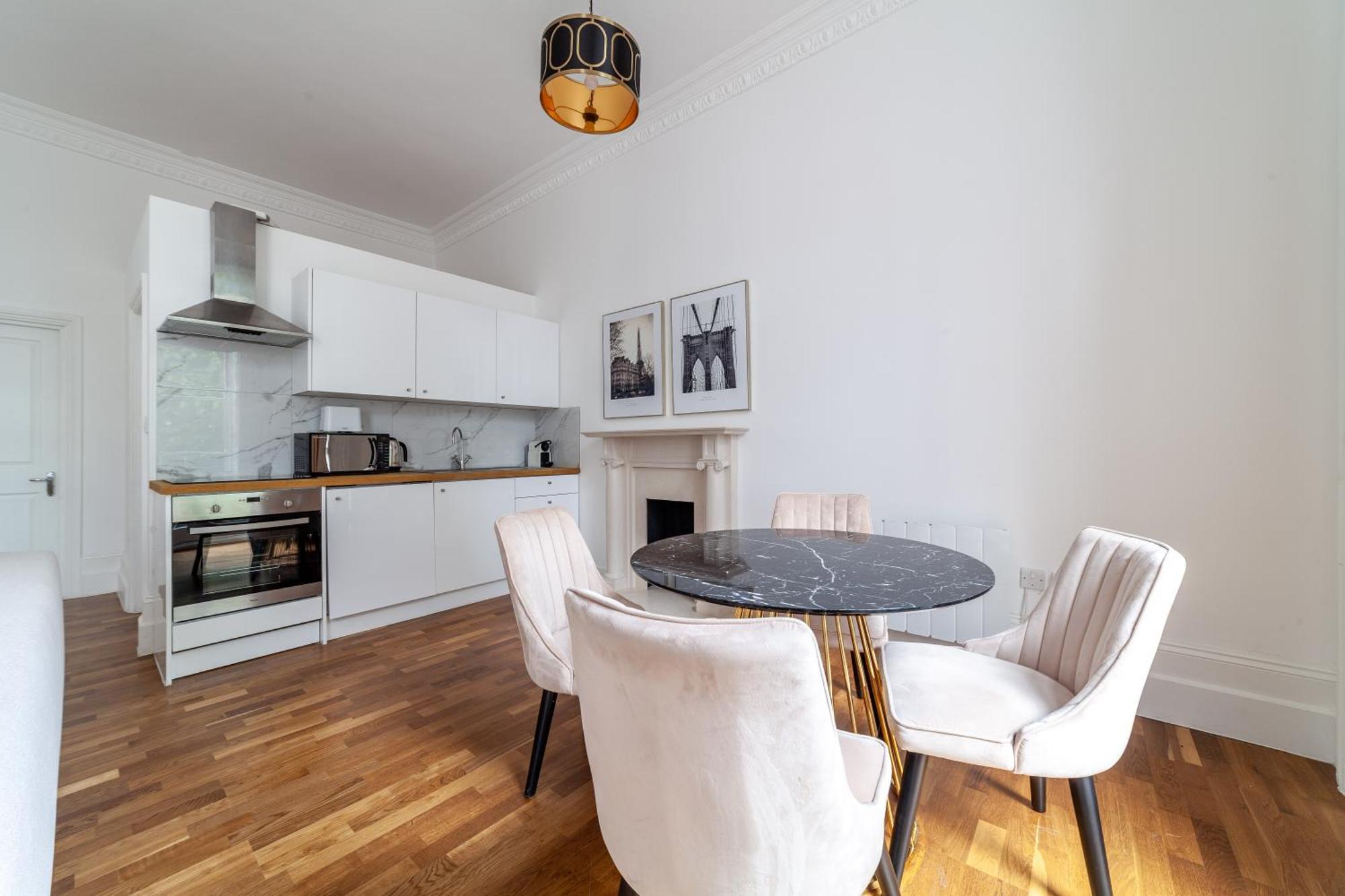 Fascinating 1 Bdr W Terrace, Paddington Apartment *